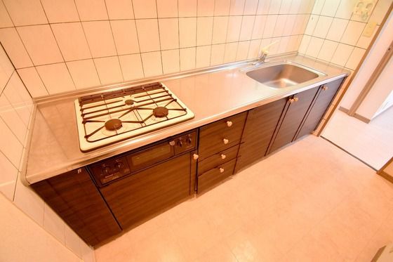 �y���̑��ݔ��z�@