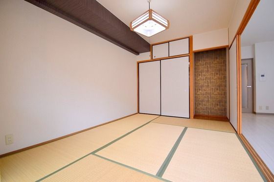 �y���̑������E�X�y�[�X�z�@