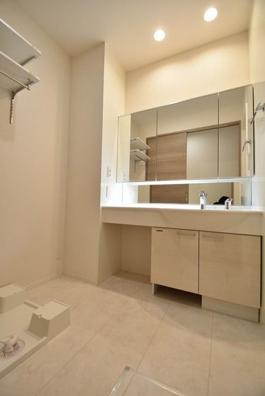 �y���ʏ��z�@