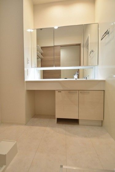 �y���ʏ��z�@