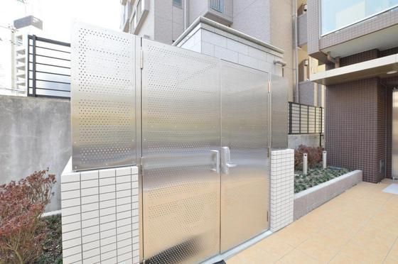 �~�n����p�S�~�̂ď�