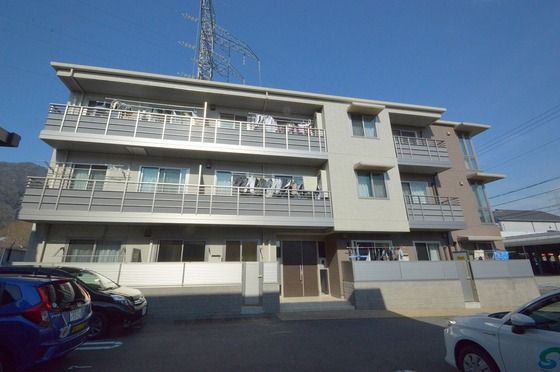 �y�����O�ρz�@