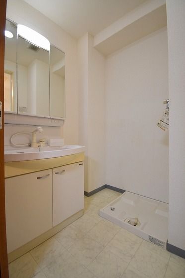 �y���ʏ��z�@