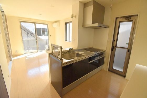 �y�L�b�`���z�@