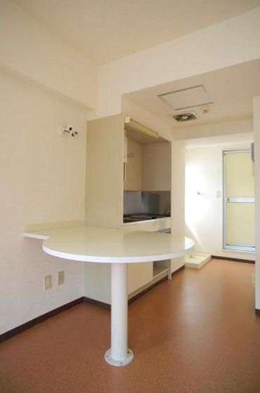 �y�L�b�`���z�@