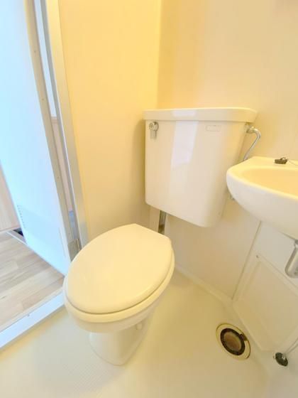 �y�g�C���z�@