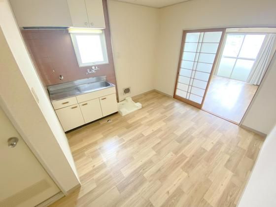 �y�����E���r���O�z�@