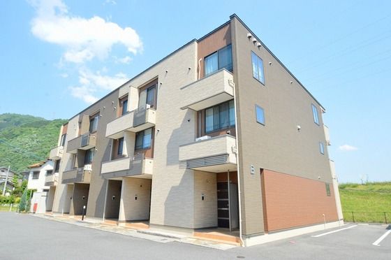 �y�����O�ρz�@