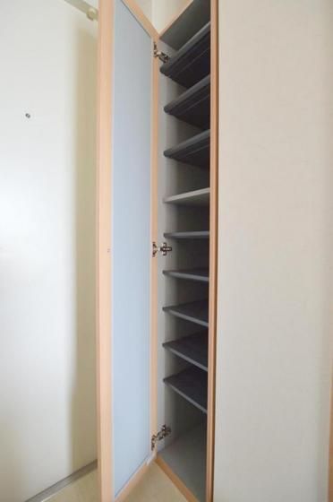 �y���̑��ݔ��z�@