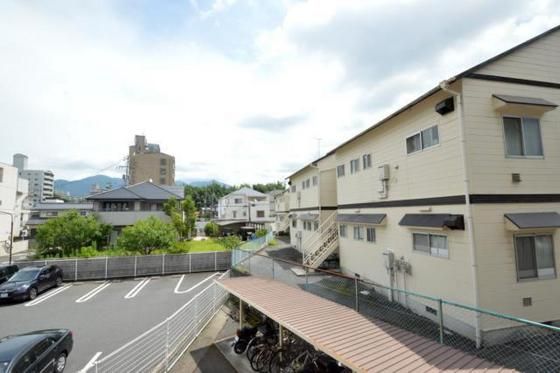 �y���]�z�@