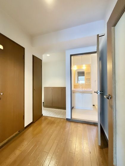 �y���̑������E�X�y�[�X�z�@