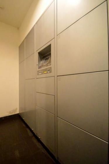 ��z�{�b�N�X