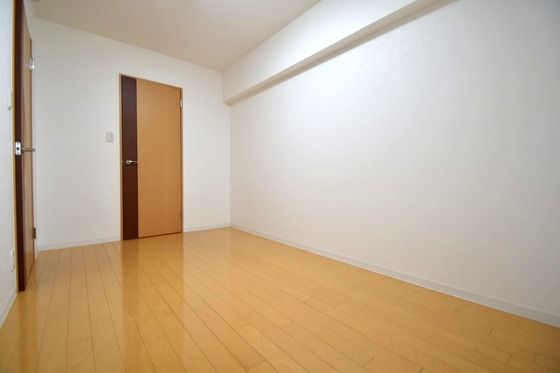 �y���̑������E�X�y�[�X�z�@