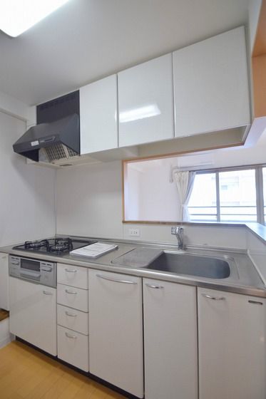 �y�L�b�`���z�@