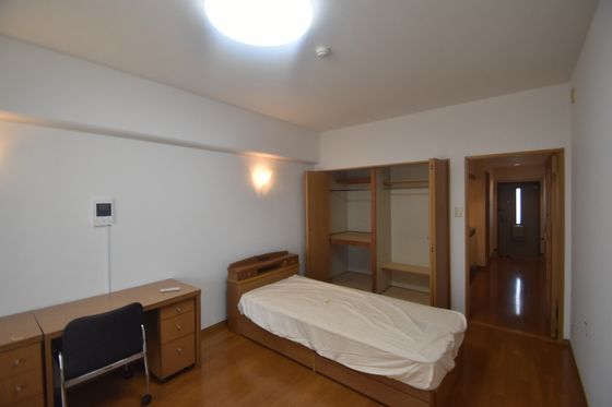 �y���̑������E�X�y�[�X�z�@