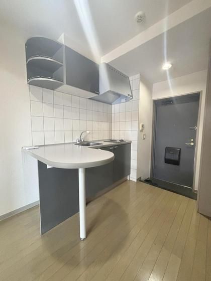 �y�L�b�`���z�@