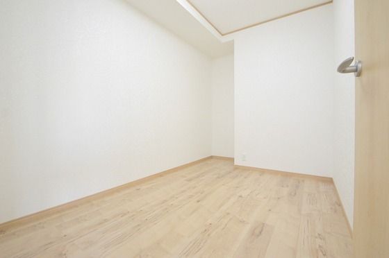 �y���̑������E�X�y�[�X�z�@