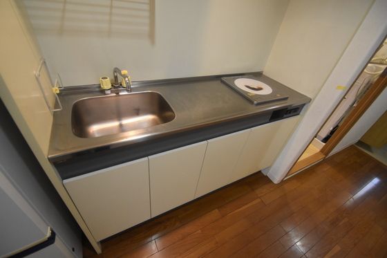 �y�L�b�`���z�@