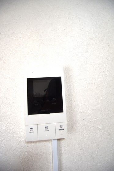 �y�Z�L�����e�B�z�@