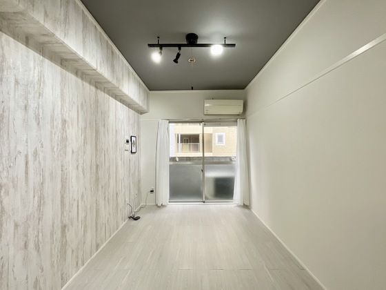 �y���̑������E�X�y�[�X�z�@