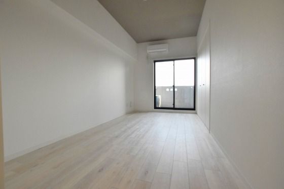 �y�����E���r���O�z�@�ʐ^�͑��̕����̕��ł��B����D��