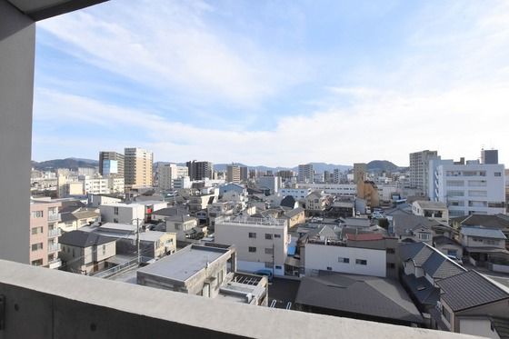 �y���]�z�@