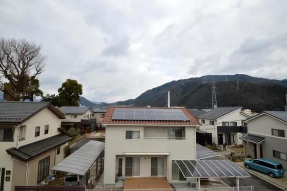 �y���]�z�@