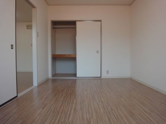 �y���[�z�@