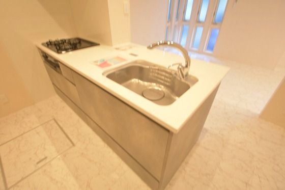 �y�L�b�`���z�@