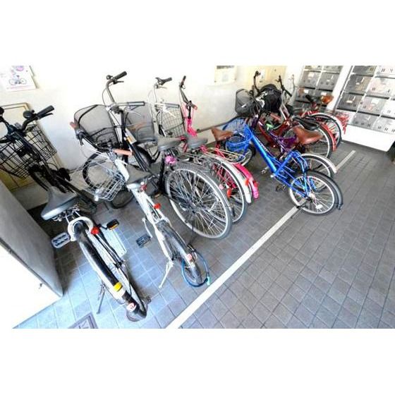 ���]�Ԓu����