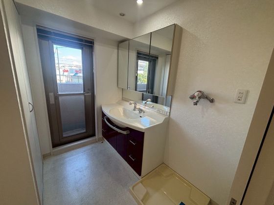 �y���ʏ��z�@