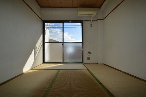 �y���̑������E�X�y�[�X�z�@