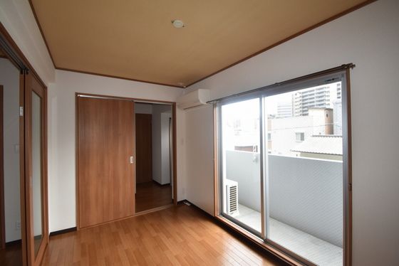 �y���̑������E�X�y�[�X�z�@