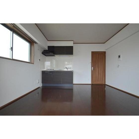 �y�����E���r���O�z�@���r���O8.9��