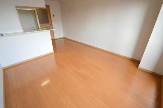 �y�����E���r���O�z�@