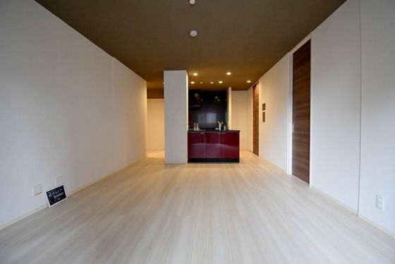 �y���̑������E�X�y�[�X�z�@