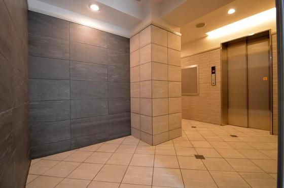 �G���g�����X