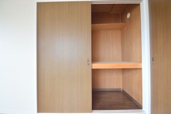 �y���[�z�@�N���[�[�b�g