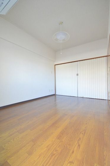 �y���̑������E�X�y�[�X�z�@