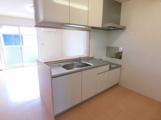 �y�L�b�`���z�@