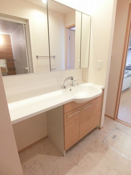 �y���ʏ��z�@