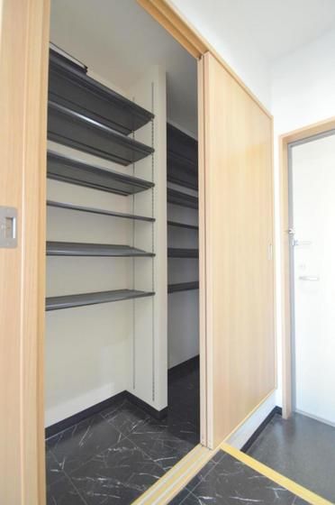 �y���̑��ݔ��z�@�V���[�Y�{�b�N�X