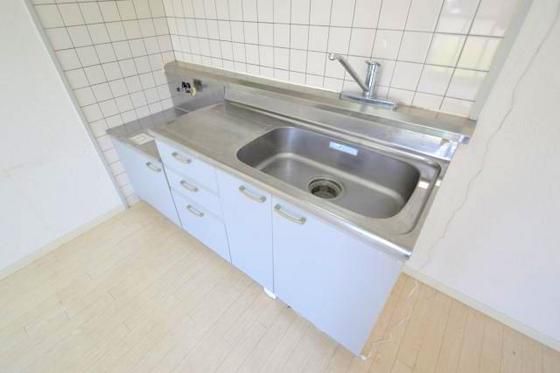 �y�L�b�`���z�@