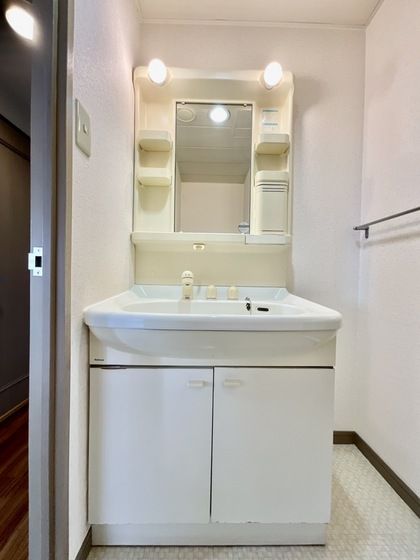 �y���ʏ��z�@