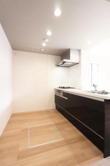 �y�L�b�`���z�@