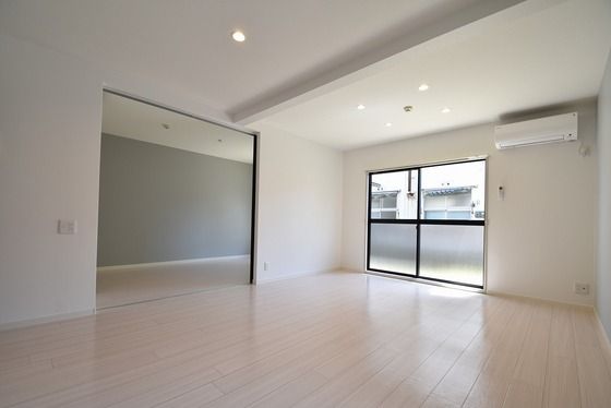 �y���̑������E�X�y�[�X�z�@