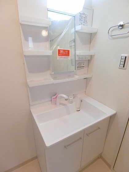 �y���ʏ��z�@