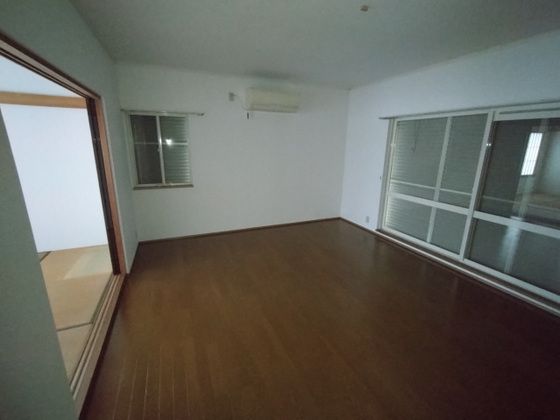 �y���̑������E�X�y�[�X�z�@