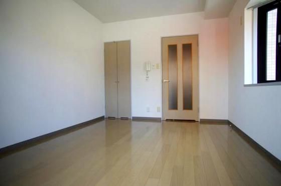 �y���̑������E�X�y�[�X�z�@