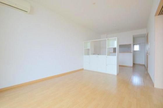 �y�����E���r���O�z�@